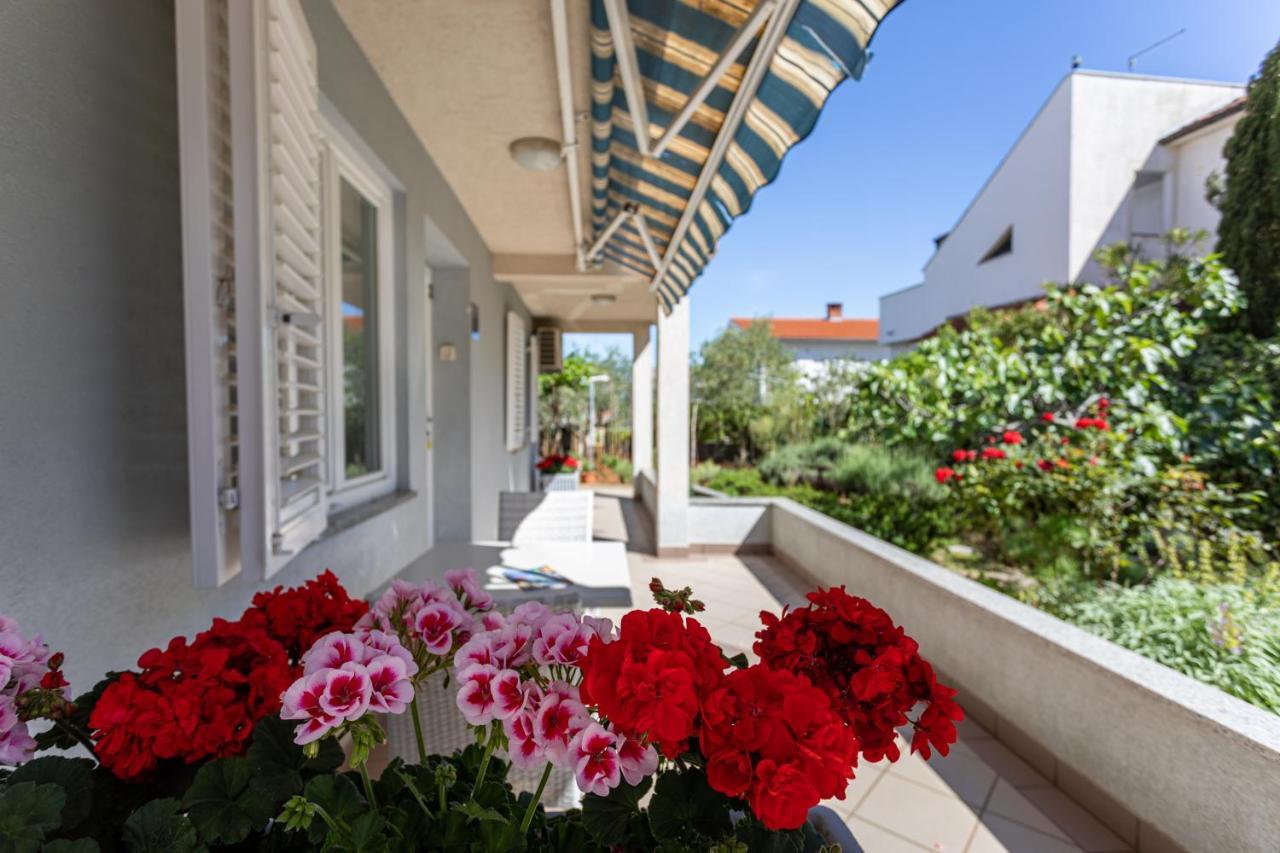 Apartments Villa Ana Крк Экстерьер фото